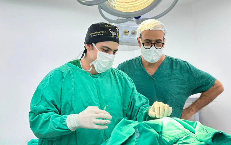 HGF realiza cirurgia para evitar colostomia em recém-nascida com condição congênita